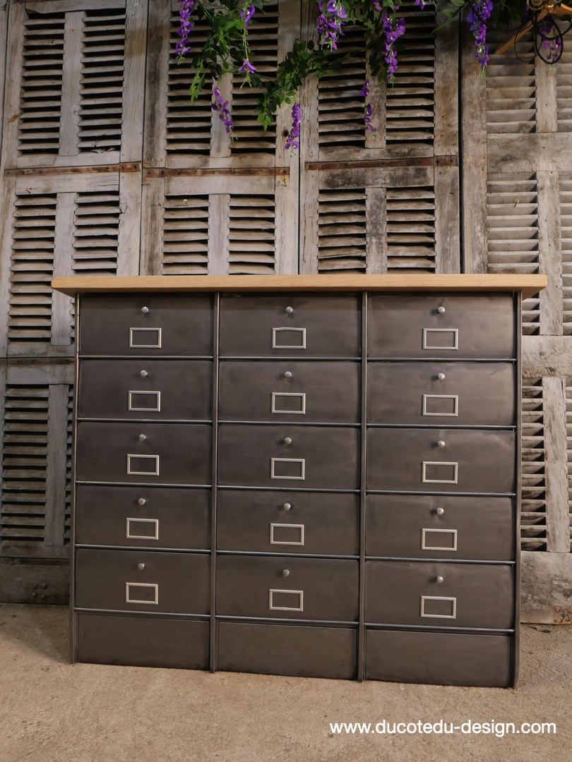 ancien grand meuble 12 casiers industriel strafor plateauchene massif – Image 7