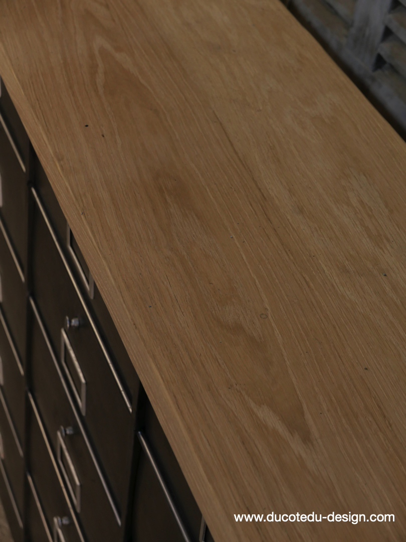 ancien grand meuble 12 casiers industriel strafor plateauchene massif – Image 16