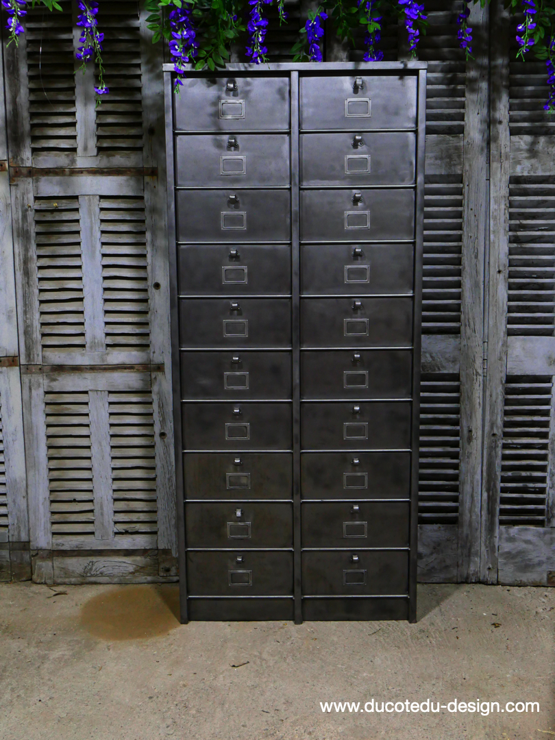 ancien grand meuble 20 casiers industriel strafor – Image 2