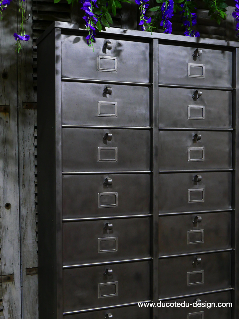 ancien grand meuble 20 casiers industriel strafor – Image 4