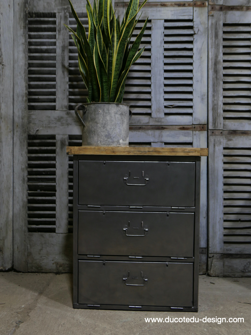 meuble industrielle 3 compartiments atelier militaire plateau vieux chene massif – Image 2