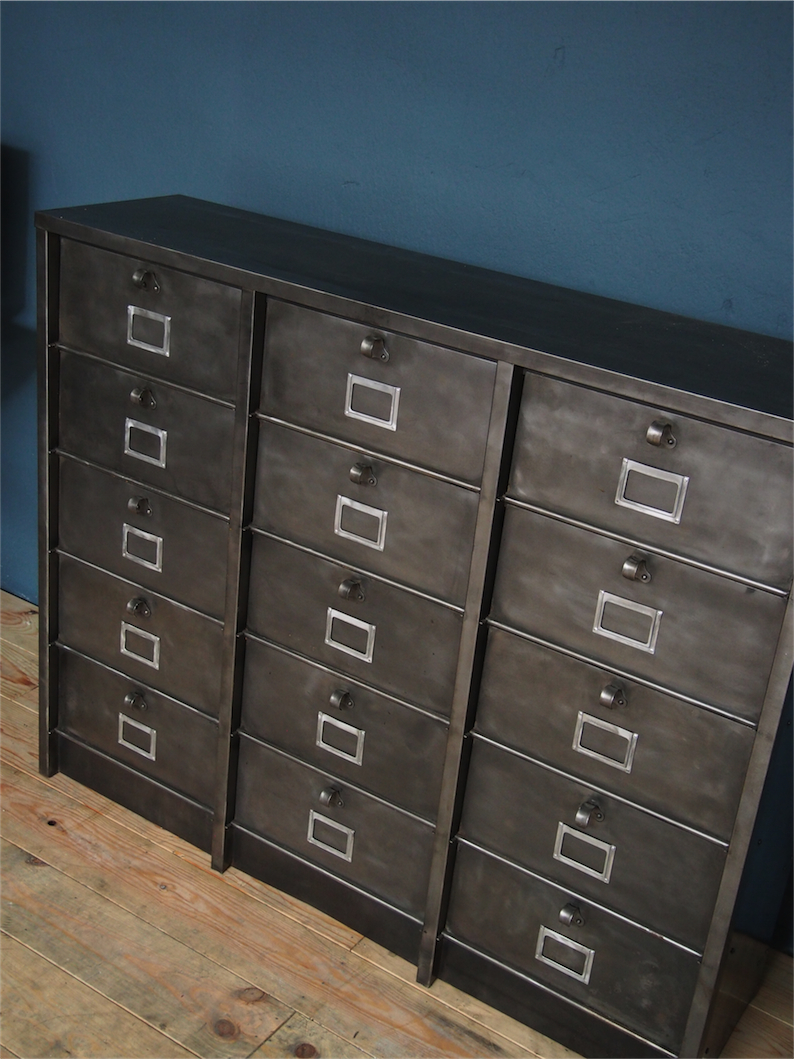ancien grand meuble 15 casiers industriel strafor – Image 3