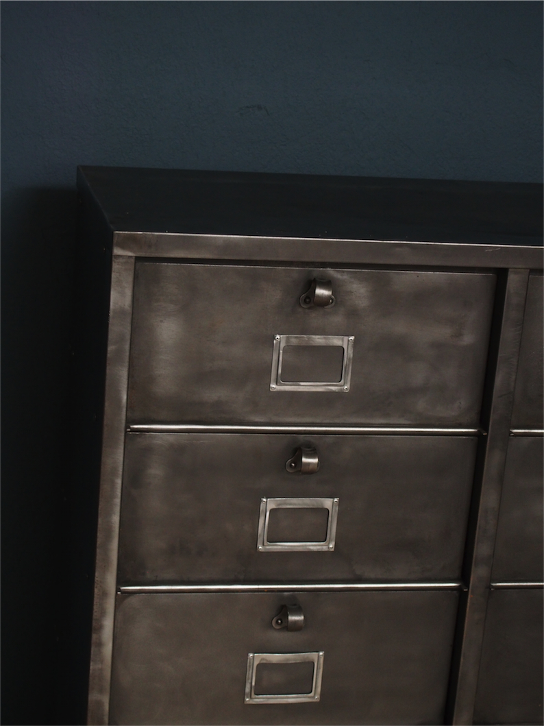 ancien grand meuble 15 casiers industriel strafor – Image 5