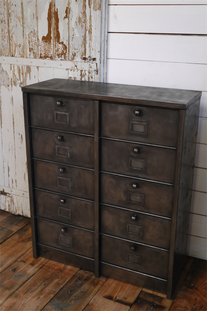 ancien grand meuble 10 casiers industriel strafor – Image 2