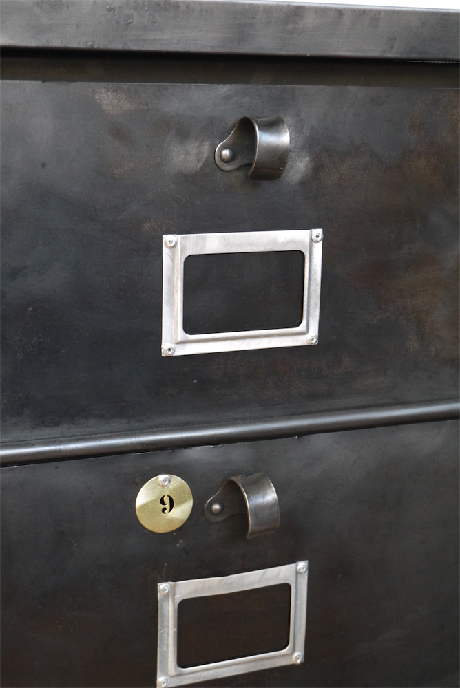 ancien grand meuble 15 casiers industriel strafor – Image 7