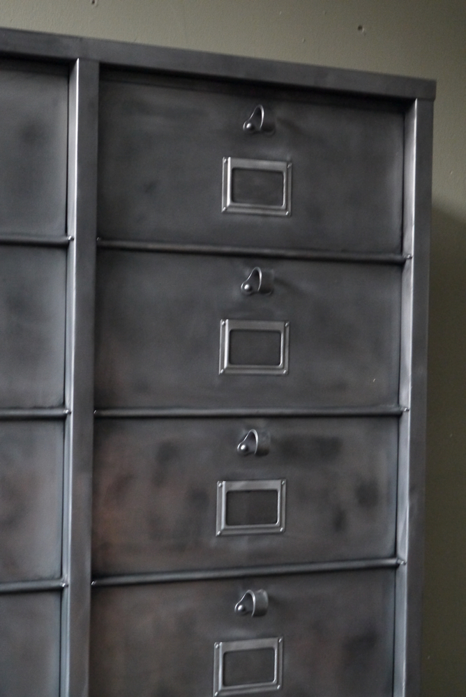 ancien grand meuble 20 casiers industriel strafor – Image 6