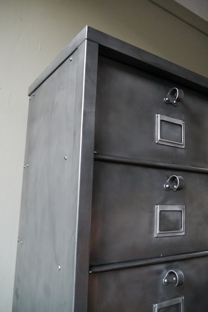 ancien grand meuble 20 casiers industriel strafor – Image 8