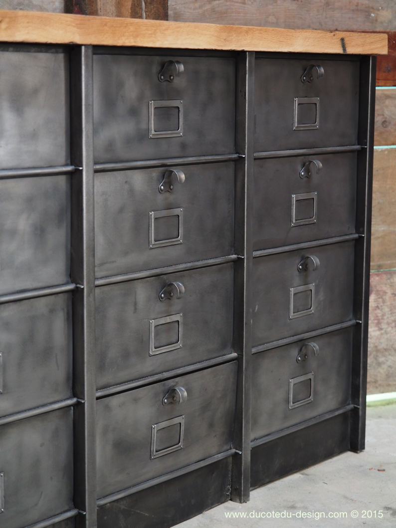 ancien grand meuble 12 casiers industriel strafor plateau chene massif – Image 6