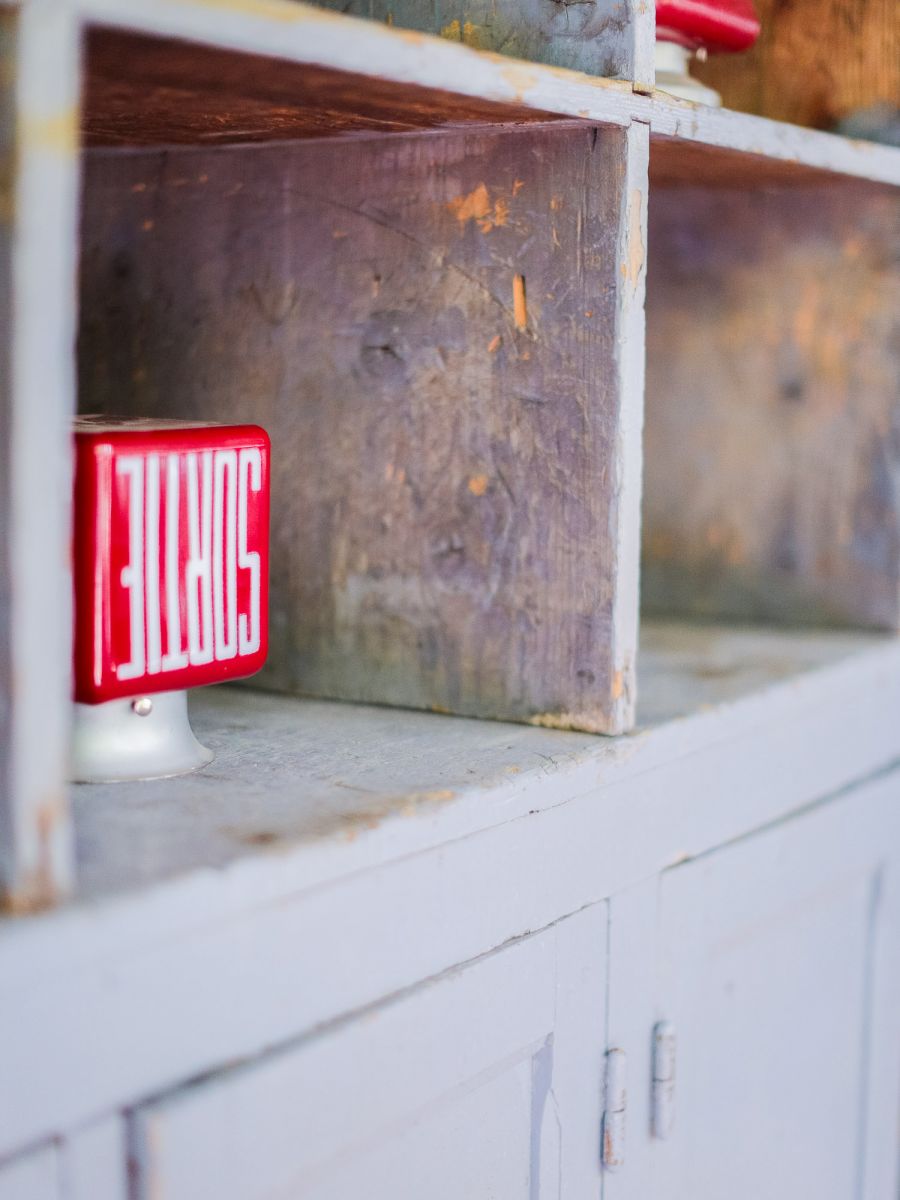 grand meuble de garage casier bois patine grise – Image 18