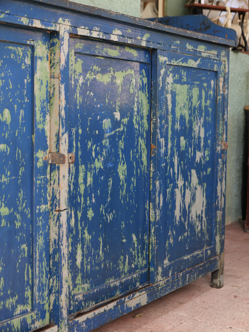 grand enfilade etabli industriel en bois patine bleu dans son jus – Image 6