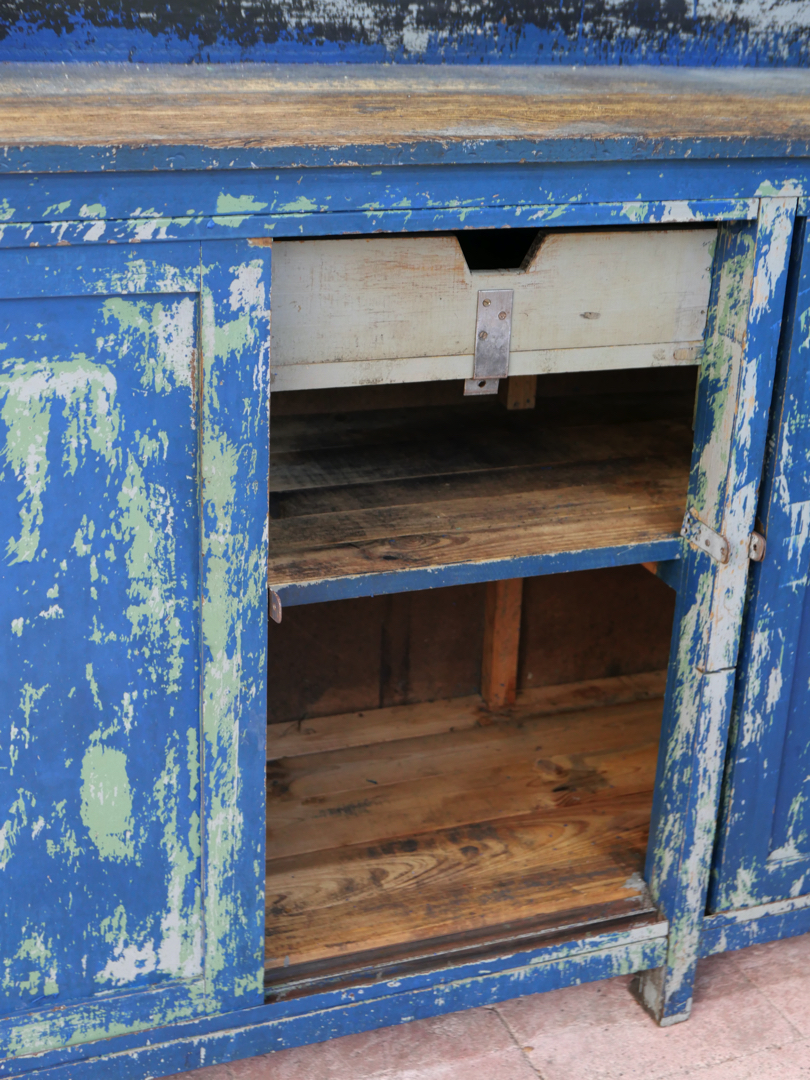 grand enfilade etabli industriel en bois patine bleu dans son jus – Image 15