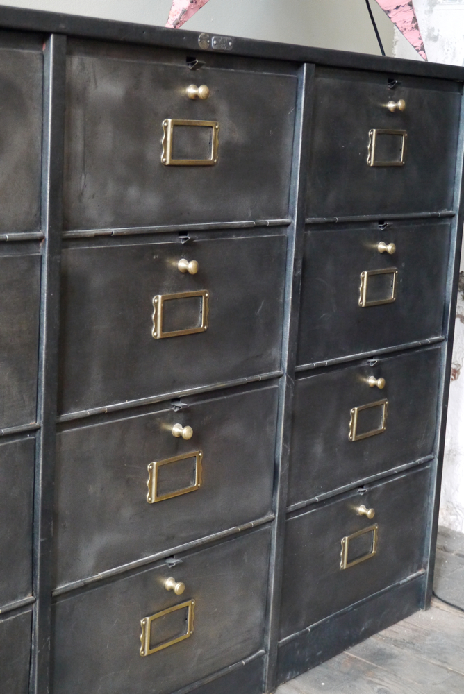 ancien meuble console 12 casiers industriel a clapet Roneo 1940 plateau metal – Image 10