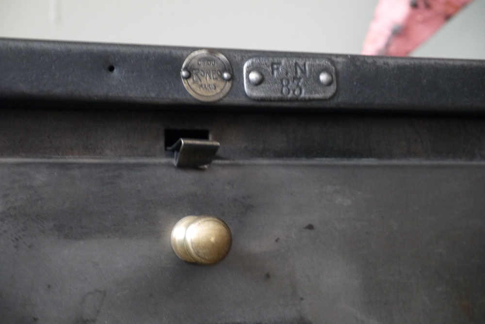 ancien meuble console 12 casiers industriel a clapet Roneo 1940 plateau metal – Image 13