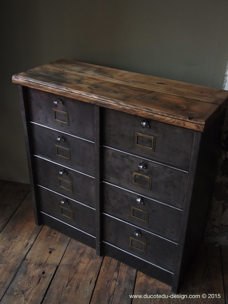 ancien meuble 8 casiers industriel strafor plateau chene massif – Image 2