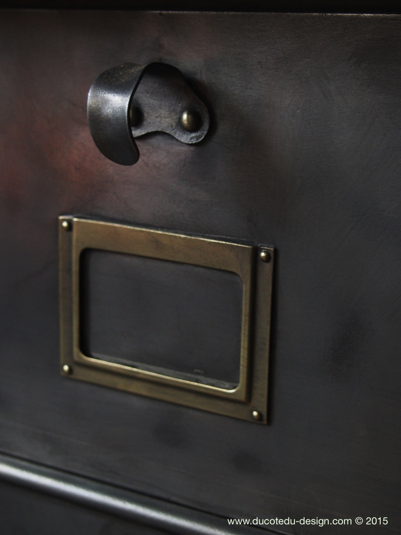 ancien meuble 8 casiers industriel strafor plateau chene massif – Image 9