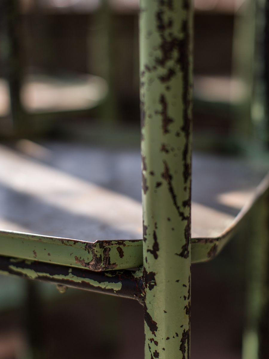 quinta rueda de taller industrial con pátina verde original - Image 9