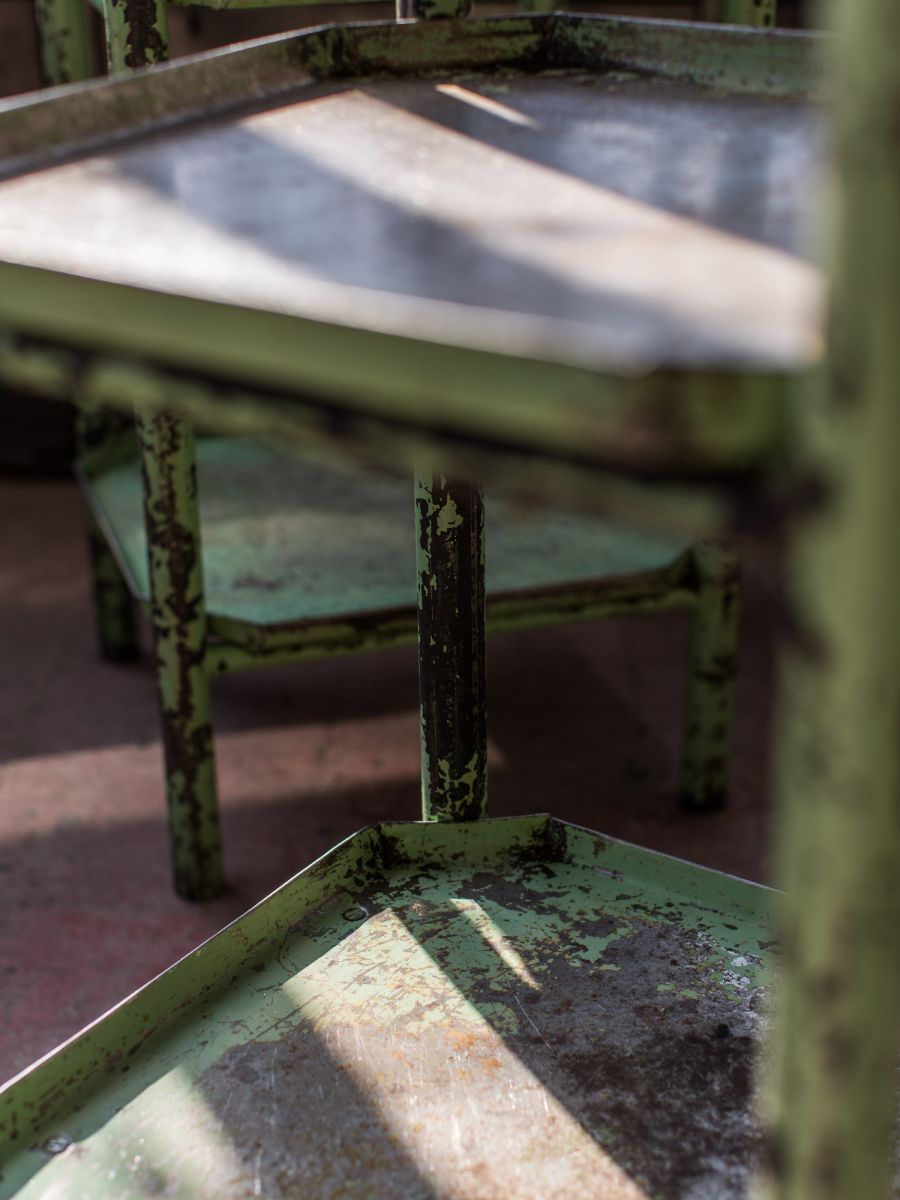 quinta rueda de taller industrial con pátina verde original - Image 10