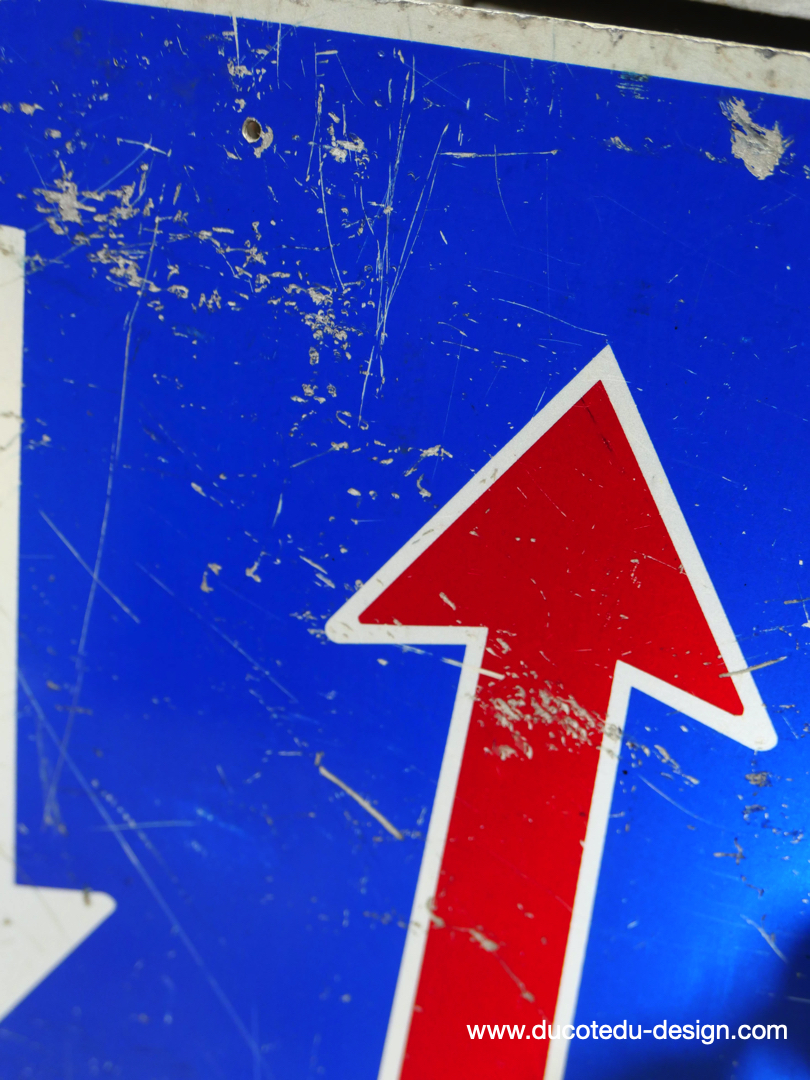 ancien panneau de signalisation Suisse voie prioritaire – Image 6