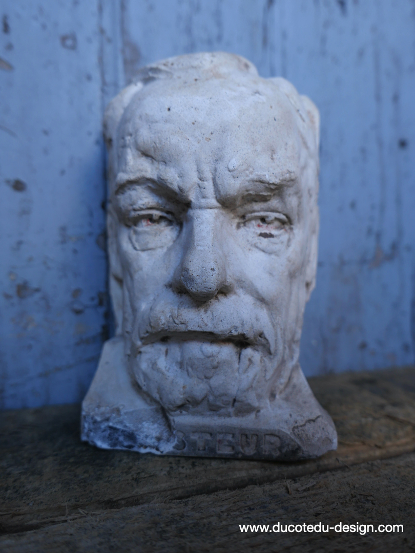 Buste en platre de Pasteur , medecine – Image 2