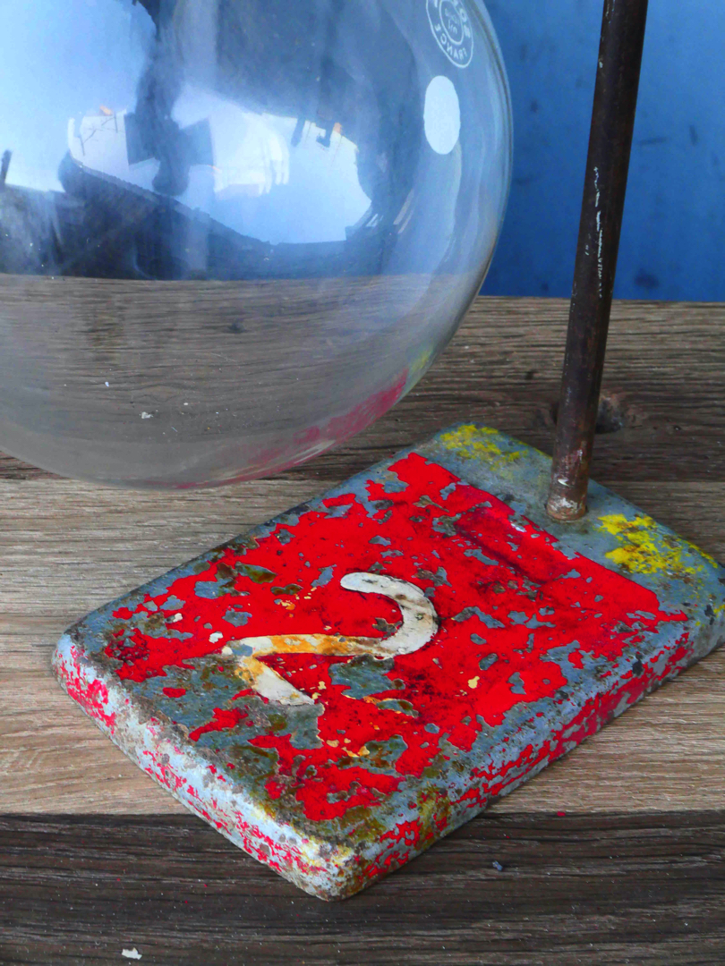 pied de laboratoire patiné verrerie 1 globes vases – Image 3