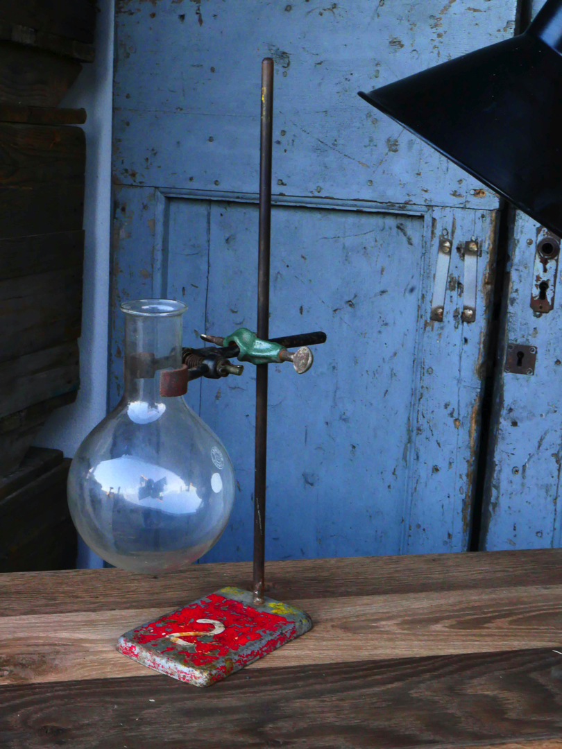 pied de laboratoire patiné verrerie 1 globes vases – Image 4