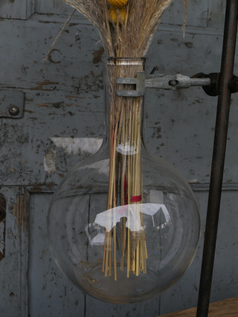 pied de laboratoire patiné verrerie 1 globes vases – Image 21