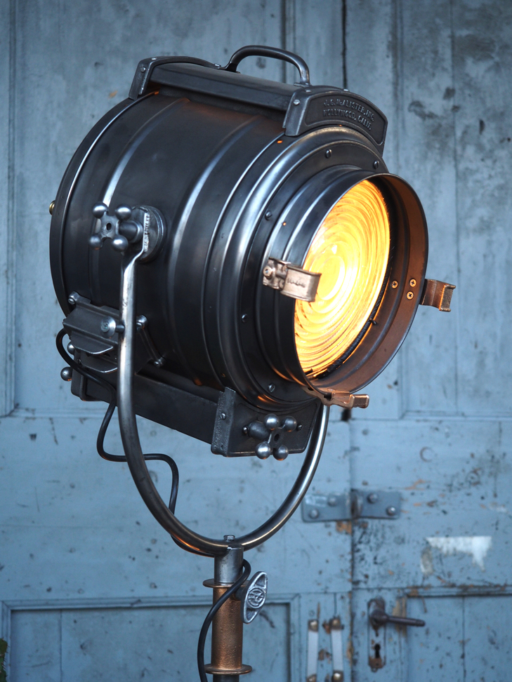 Rare gros projecteur cinema MCALISTER des studios Hollywood Californie 30/40 bronze – Image 3