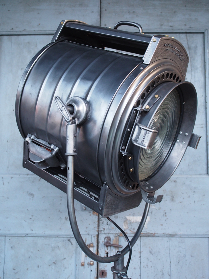 Rare tres gros projecteur cinema MCALISTER des studios Hollywood Californie – Image 7