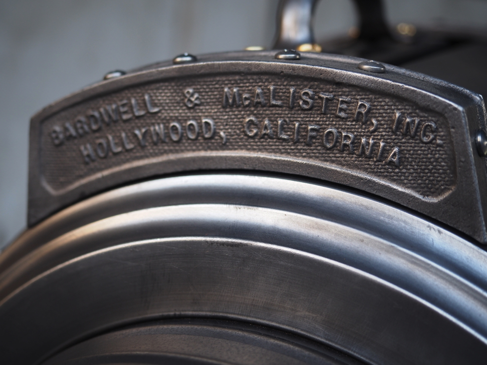 projecteur cinema MCALISTER des studios Hollywood Californie pied tripod – Image 12