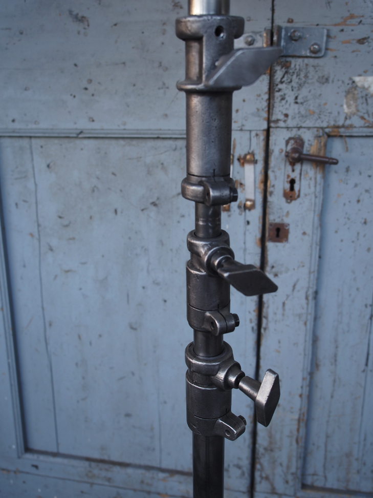 projecteur cinema MCALISTER des studios Hollywood Californie pied tripod – Image 19