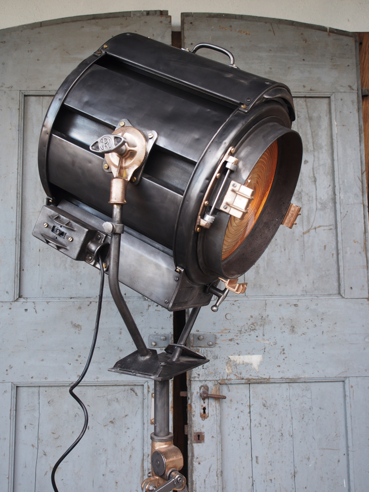 gran proyector de cine MOLE RICHARDSON FRANCIA estudio VICTORINE Niza 5k - Image 10