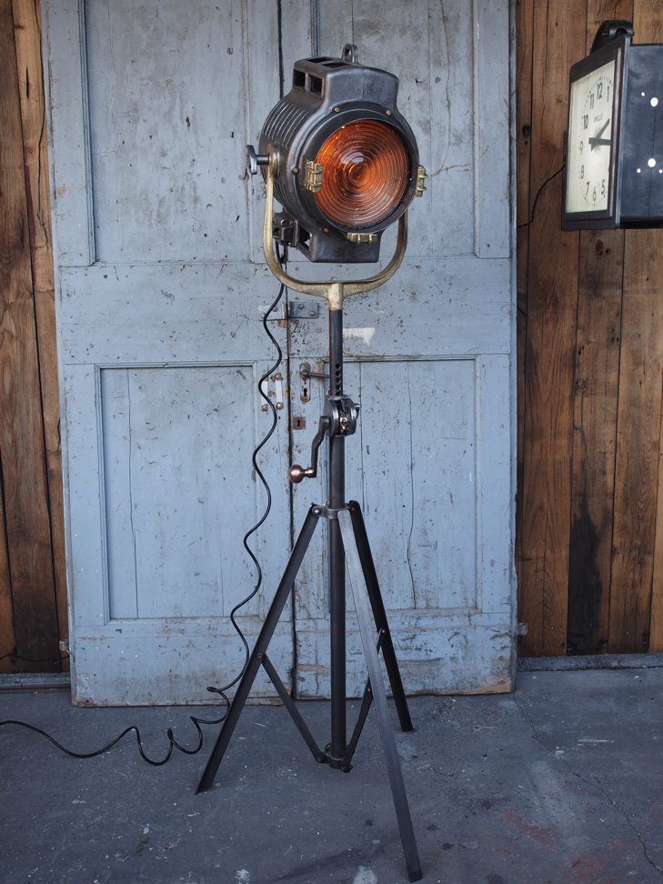 grand projecteur cinema MOLE RICHARDSON studio PINEWOOD annee 30/40 – Image 2