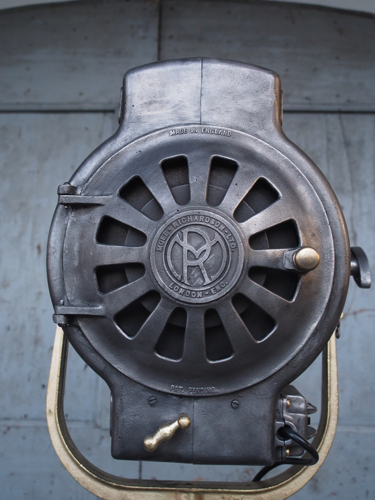 grand projecteur cinema MOLE RICHARDSON studio PINEWOOD annees 30/40 – Image 14