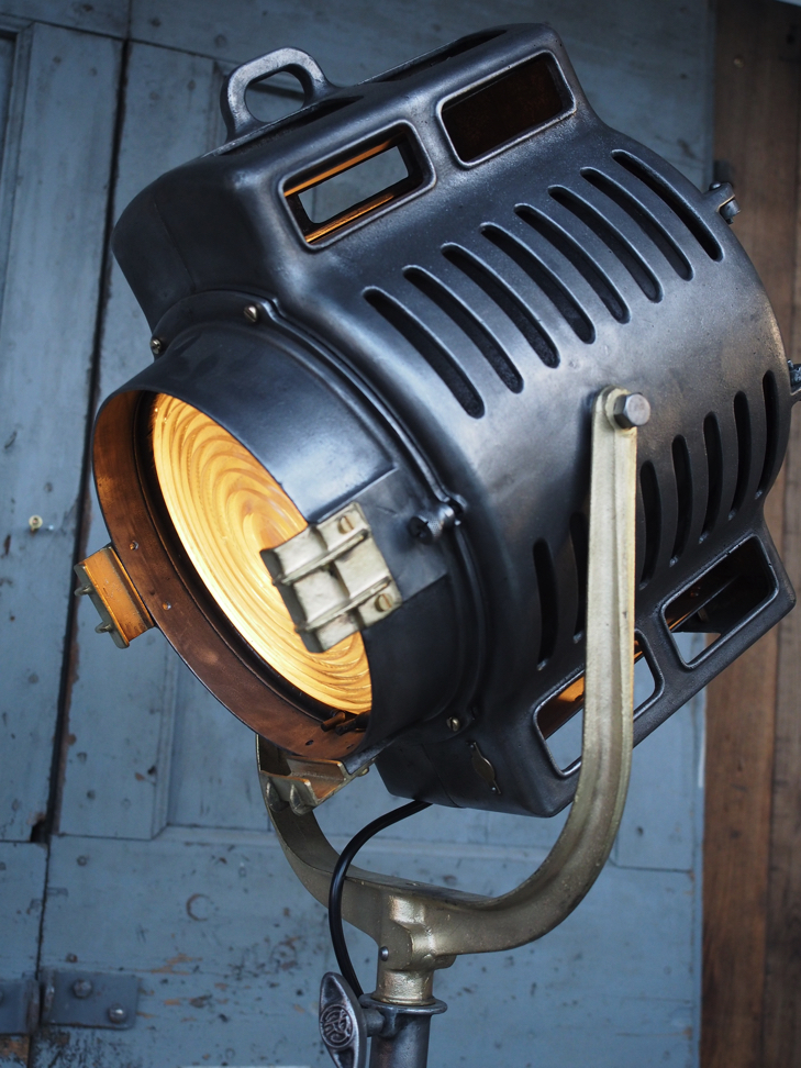 grand projecteur cinema MOLE RICHARDSON studio PINEWOOD annees 30/40 – Image 22