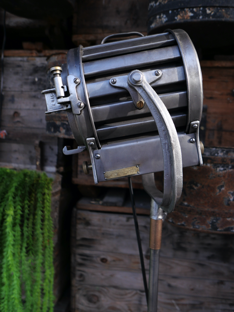 projecteur cinema MOLE RICHARDSON studio PINWOOD 1k – Image 10