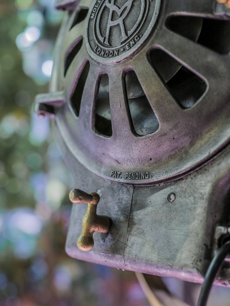 grand projecteur cinema MOLE RICHARDSON studio PINWOOD – Image 7