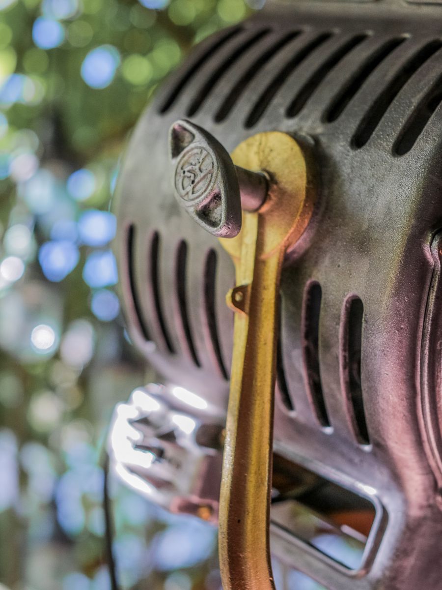 grand projecteur cinema MOLE RICHARDSON studio PINWOOD – Image 4