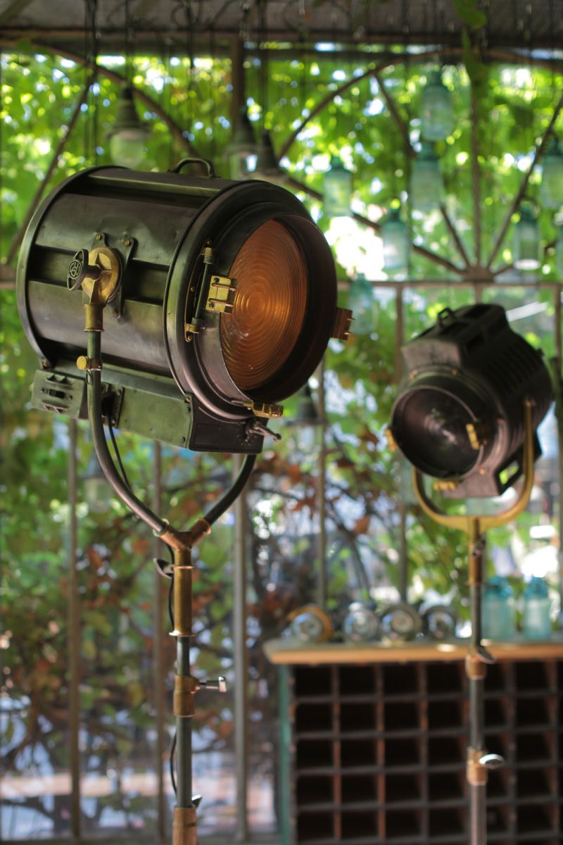 gros projecteur cinema MOLE RICHARDSON FRANCE studio VICTORINE Nice 5k – Image 11