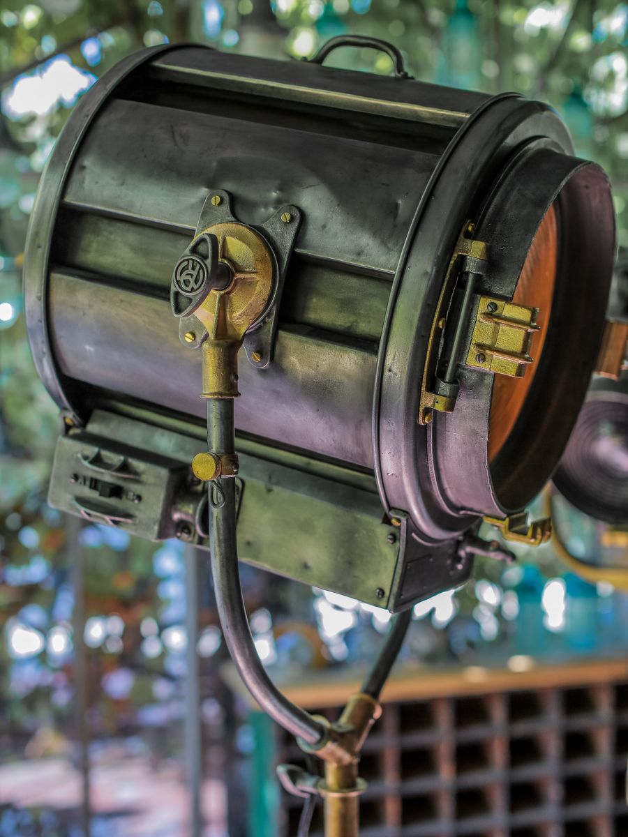 gros projecteur cinema MOLE RICHARDSON FRANCE studio VICTORINE Nice 5k – Image 14