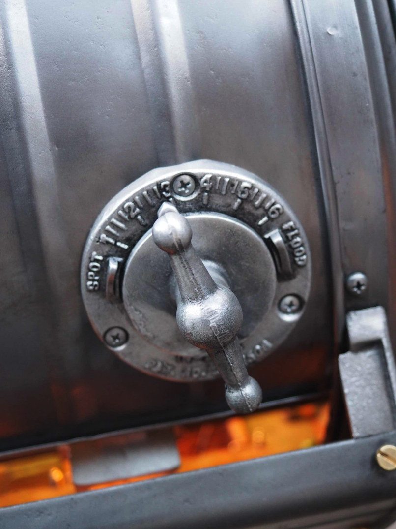 projecteur cinema MCALISTER des studios Hollywood Californie pied tripod – Image 10