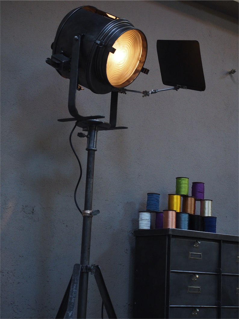 Rare tres grand projecteur cinema cremer 2k pied tripode – Image 2