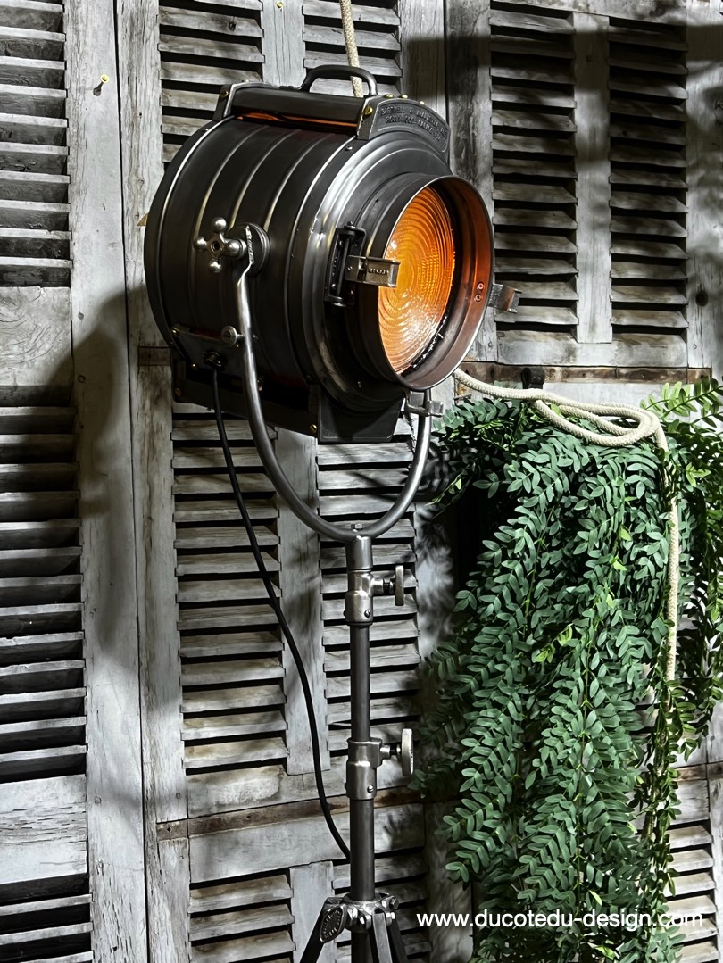 projecteur cinema MCALISTER des studios Hollywood Californie pied tripod – Image 5