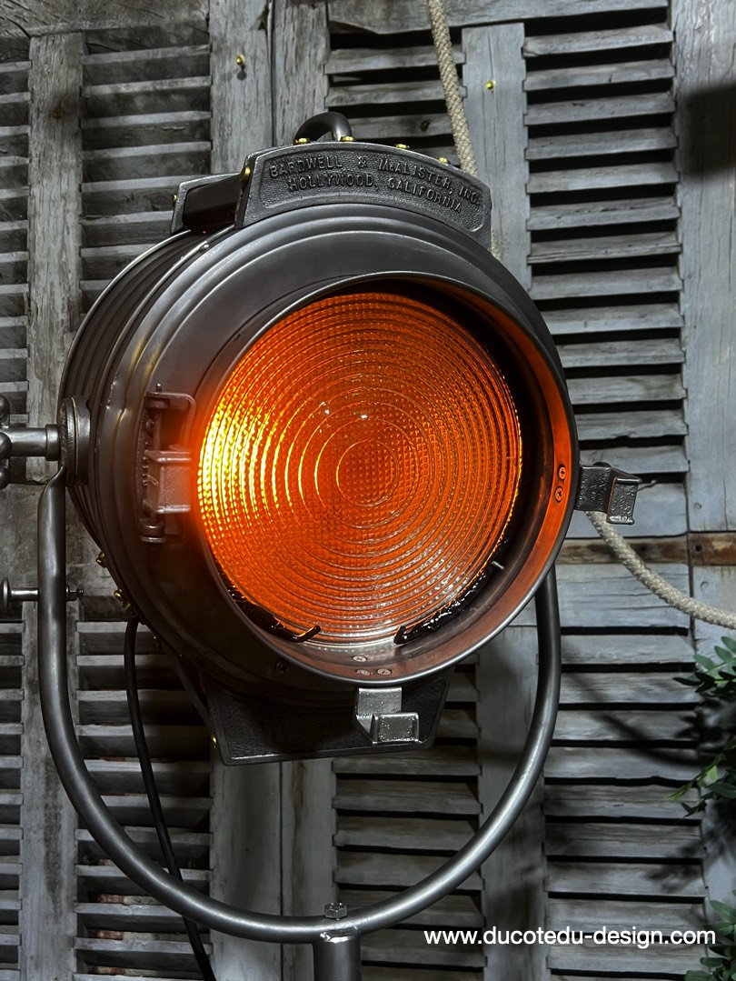 projecteur cinema MCALISTER des studios Hollywood Californie pied tripod – Image 11