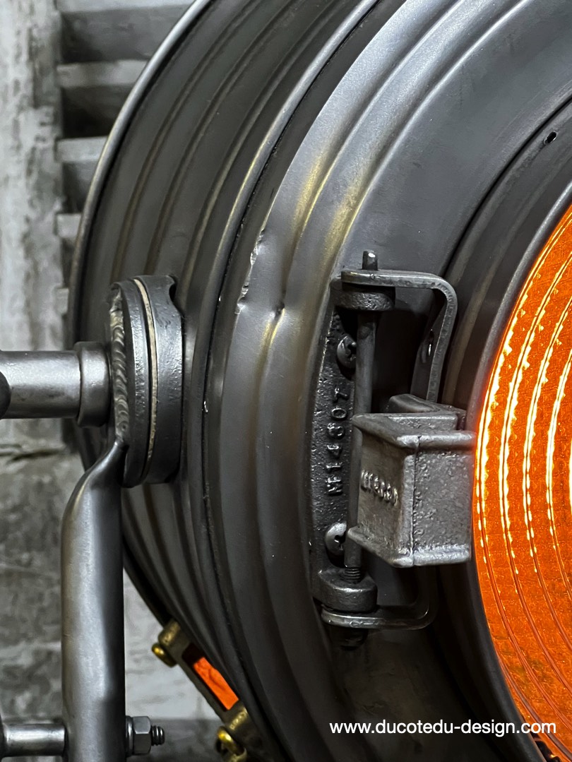 projecteur cinema MCALISTER des studios Hollywood Californie pied tripod – Image 13