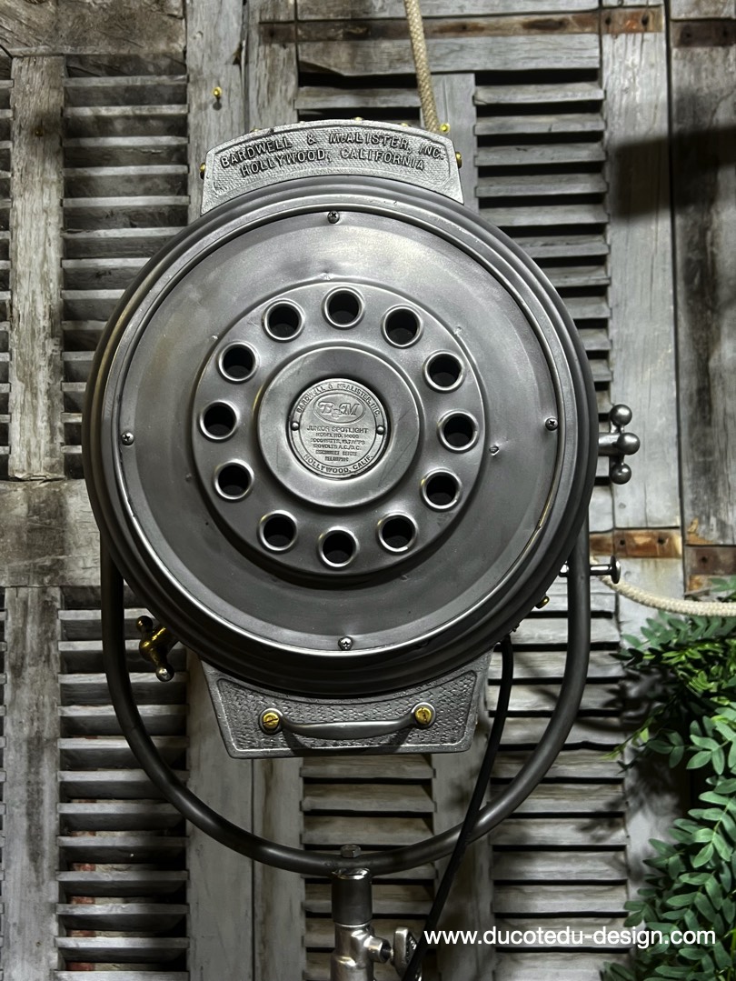 projecteur cinema MCALISTER des studios Hollywood Californie pied tripod – Image 23