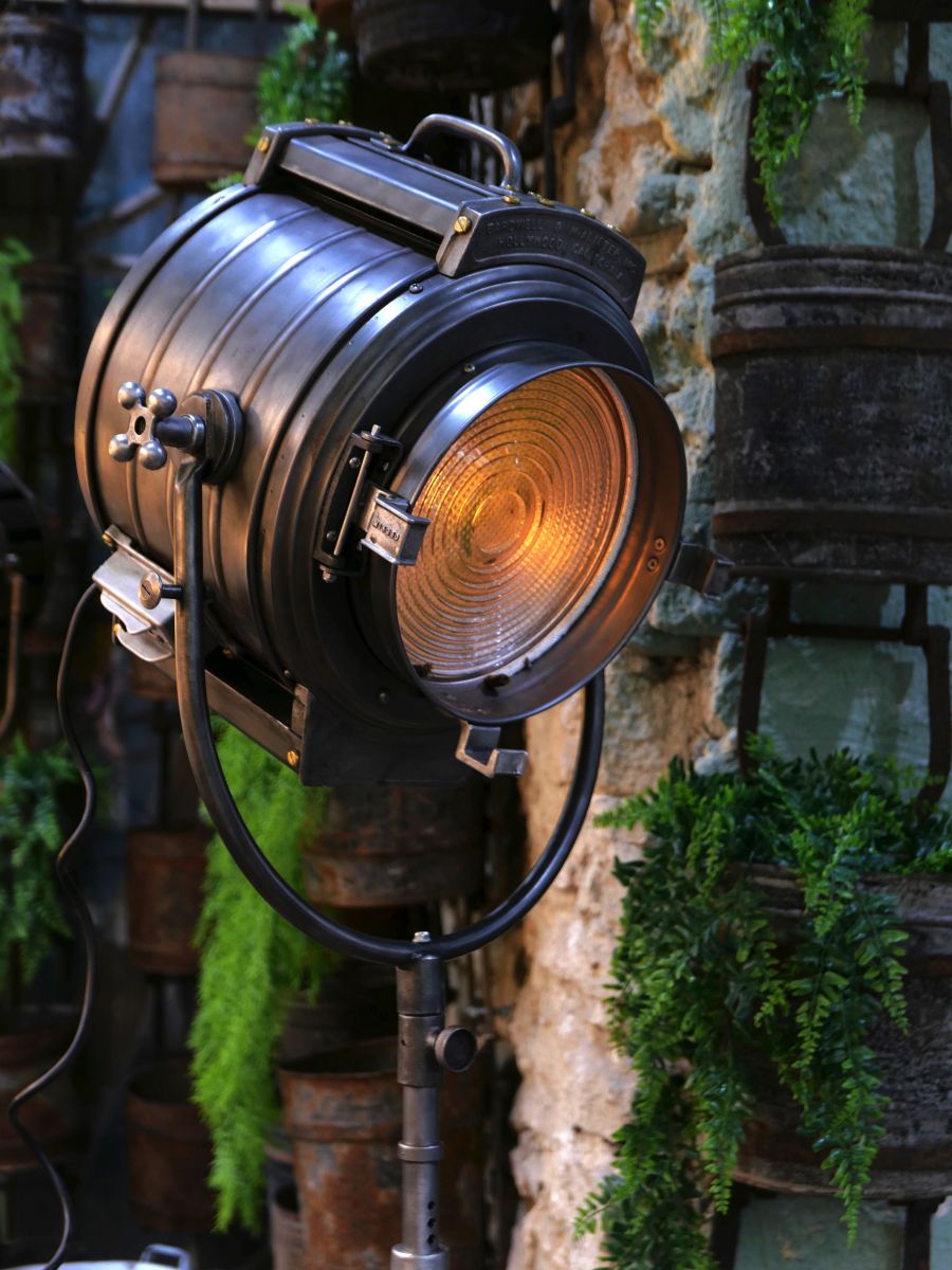 projecteur cinema MCALISTER des studios Hollywood Californie pied cremaillere – Image 3