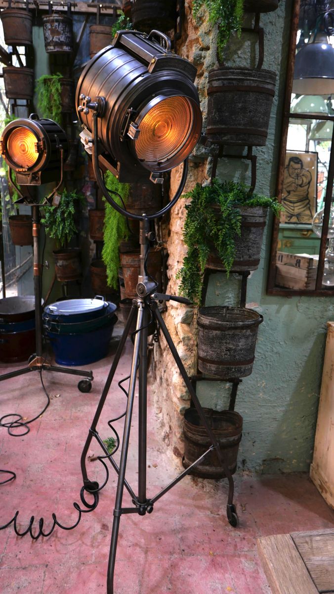 projecteur cinema MCALISTER des studios Hollywood Californie pied cremaillere – Image 24