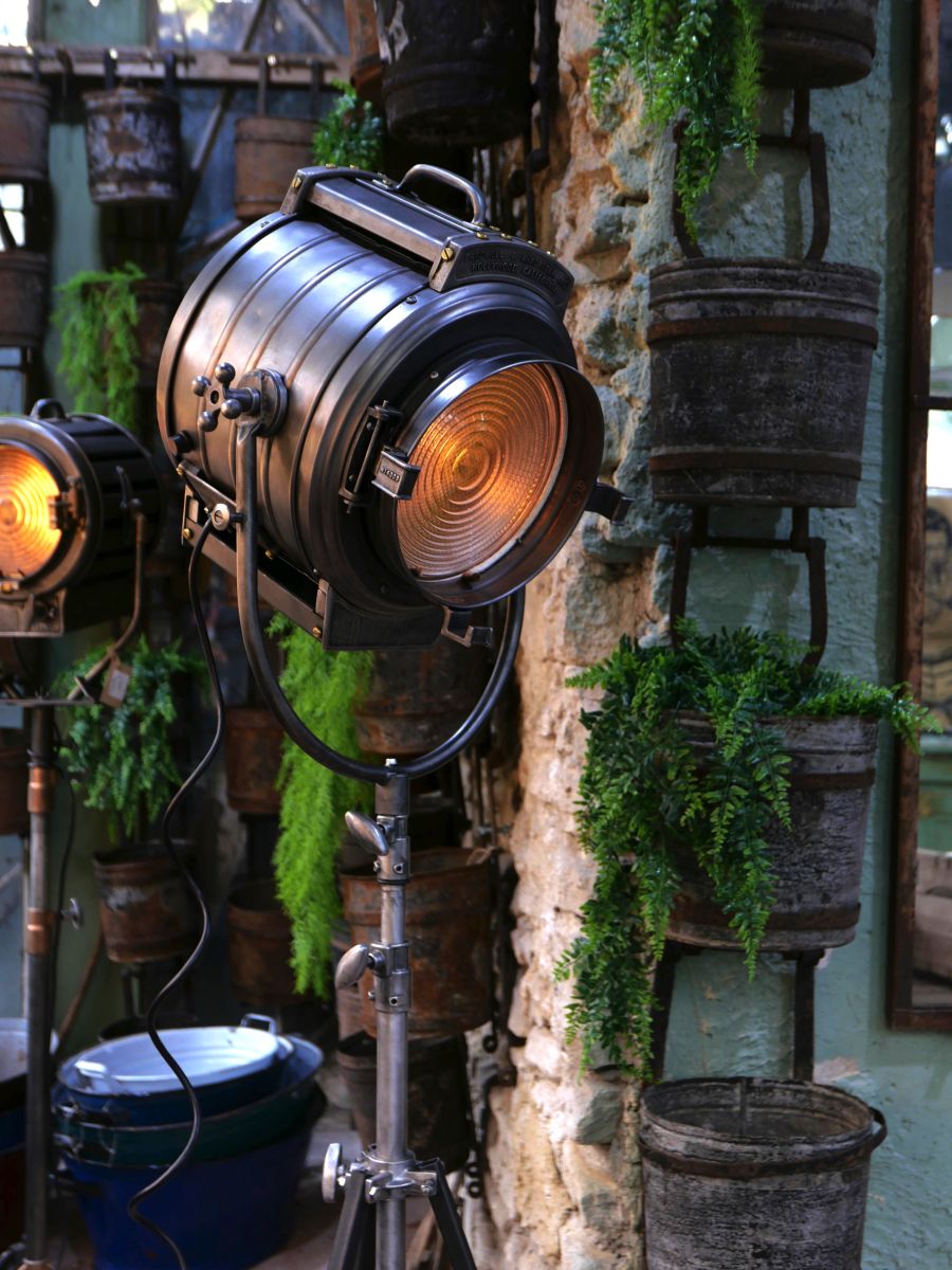 projecteur cinema MCALISTER des studios Hollywood Californie pied tripod – Image 3