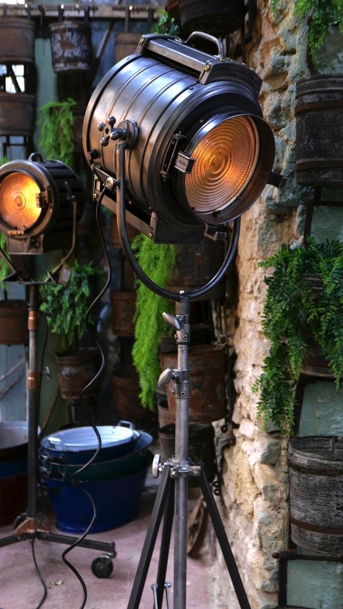 projecteur cinema MCALISTER des studios Hollywood Californie pied tripod – Image 6