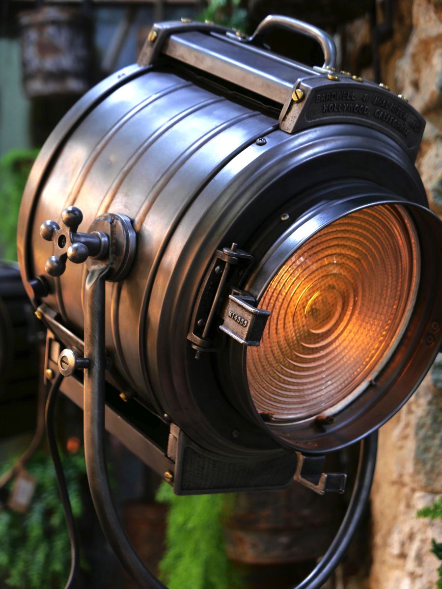 projecteur cinema MCALISTER des studios Hollywood Californie pied tripod – Image 8